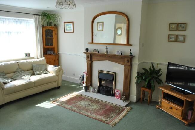 SITTING ROOM
