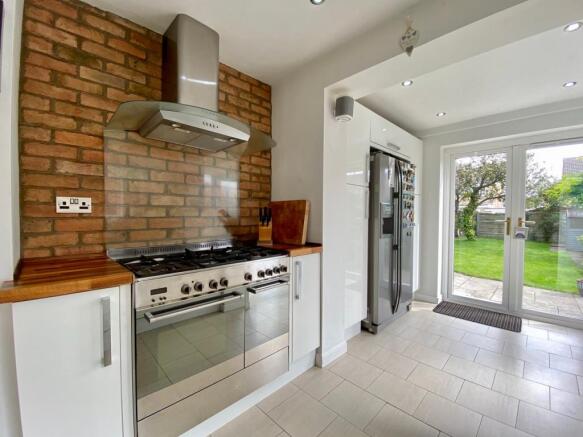 Wicks Green - kitche