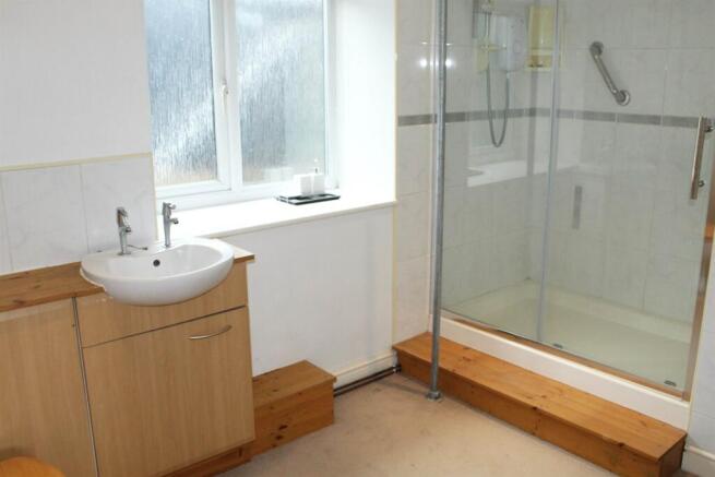 Annex Shower Room