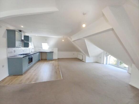 Kitchen/Lounge