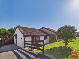 48, Bay View Gardens, Neath SA10 6NJ