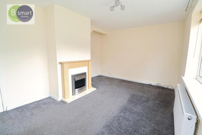 2 bed Semi-Detached to rent Image 4