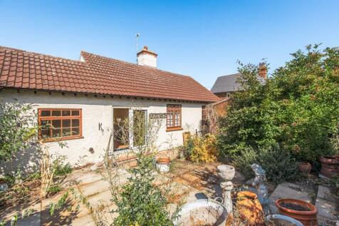Detached Two-Bedroom Bungalow in Hunstanton
