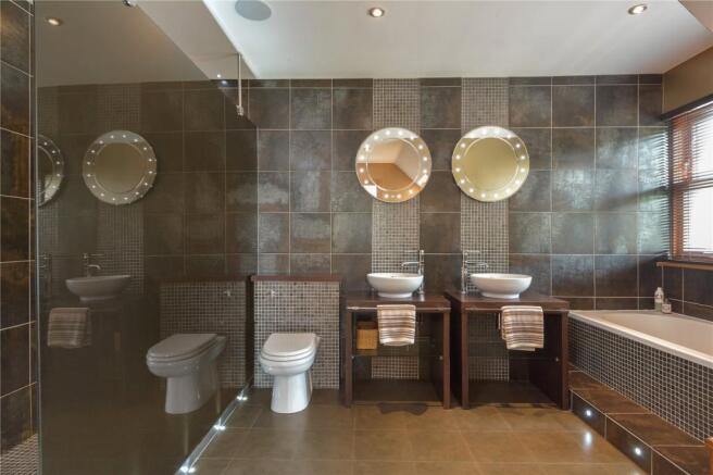 Ensuite Bathroom