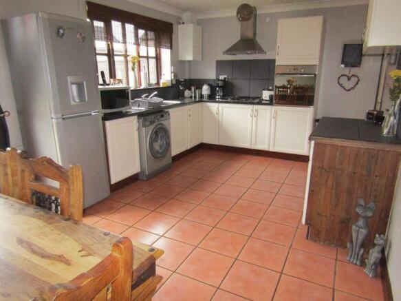 Kitchen 2
