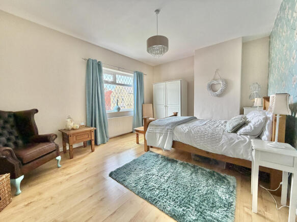 4 bed Terraced for sale Image 7