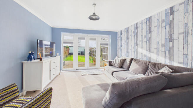 CAM04968G0-PR0098-STILL006