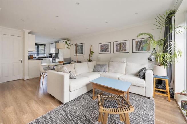 St Barnabas Road, IG8