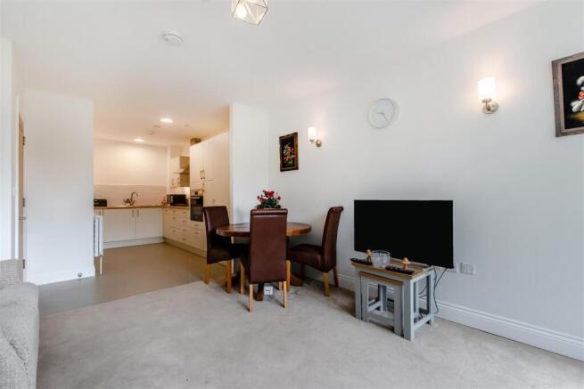 8650995-interior14.jpg