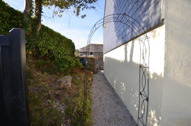 Side Path