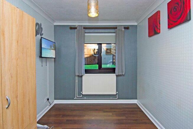 Bedroom 4.jpg