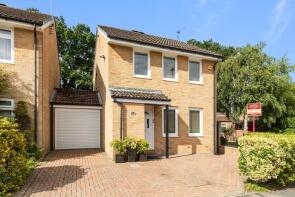39, Bluebell Close, Horsham RH12 5WB