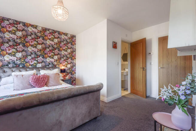 Master Bedroom wi...