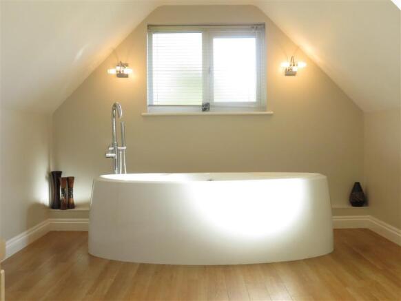 En suite bathroom