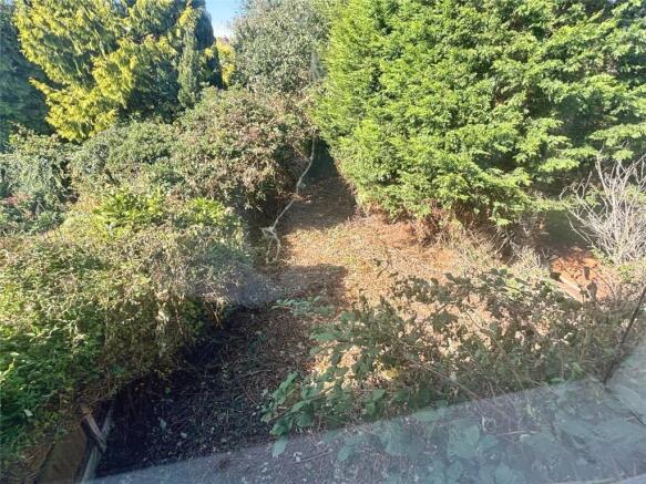 3 bed Terraced for sale Image 5