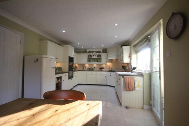 Kitchen/Breakfast Rm