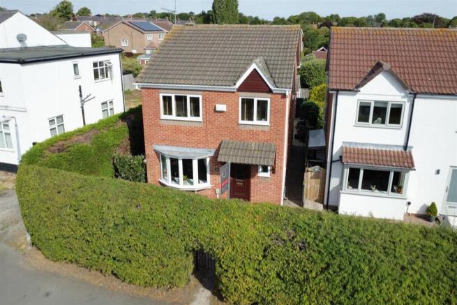 4 bed Detached for sale in beverley