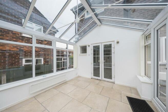 3 Westfield Grove-010.JPG