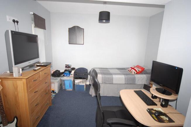 BEDROOM 3
