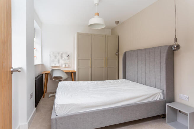 2 bed Flat to rent Image 7