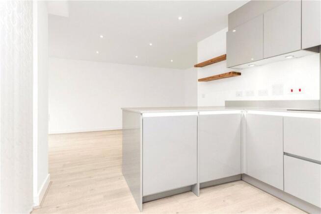 2 bed Apartment for sale Image 4