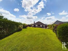 8, Meadow Close, High Lane, Stockport SK6 8EH