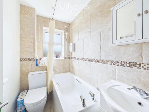 2 bed Terraced for sale Image 9