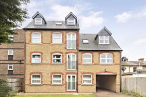 Flat 6, 30, Morden Road, South Wimbledon, London SW19 3BJ