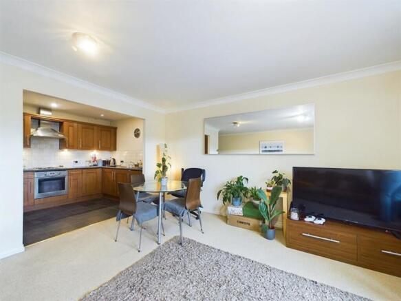 97812_178608_IMAG...