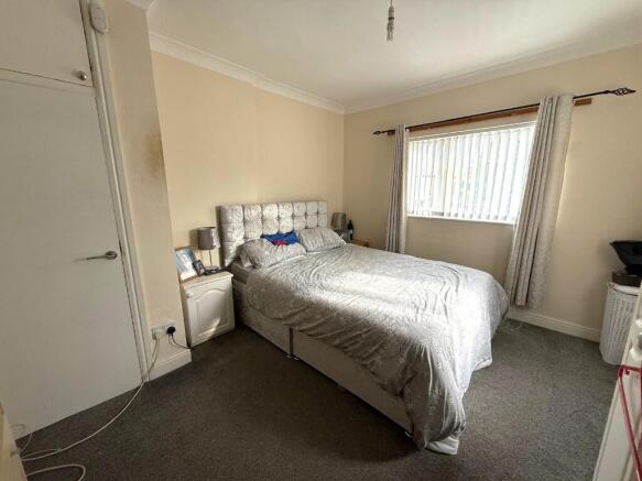 3 bed Semi-Detached for sale Image 9