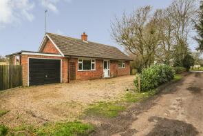 Paddock End, Park Farm Drive, Bury St. Edmunds IP31 2DL