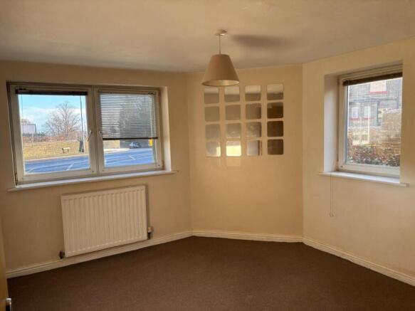 1 bed Flat for sale Image 5
