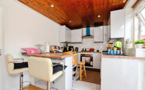 Dryfield Road, Edgware, HA8