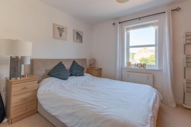 2 bed Flat for sale Image 10