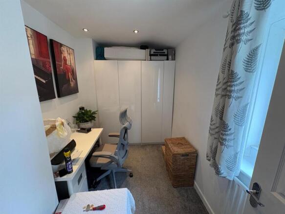 2 bed Terraced for sale Image 12