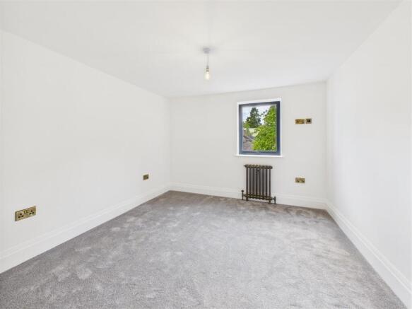 2 bed Apartment for sale Image 7