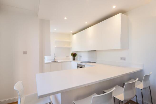 Eat-in Kitchen
