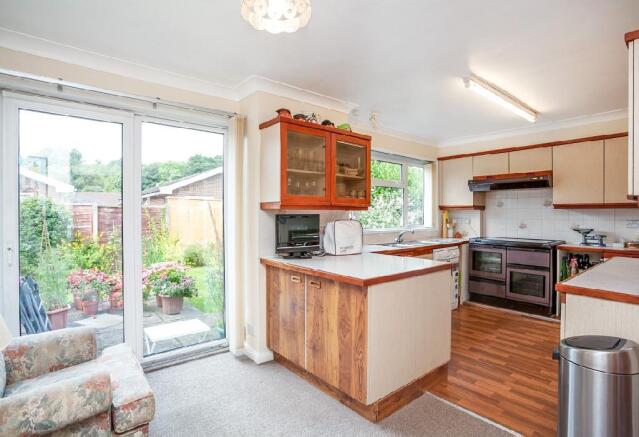 Kitchen 4.jpg