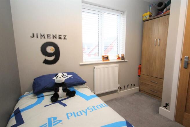 bedroom 3.jpg