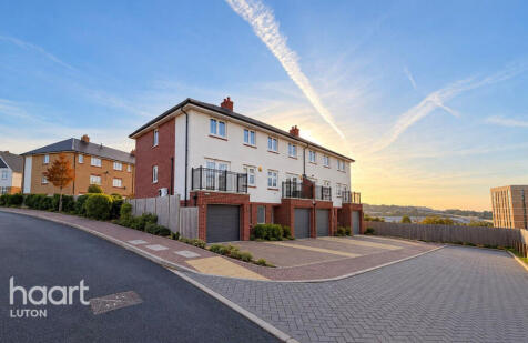 Armstrong Road, Luton