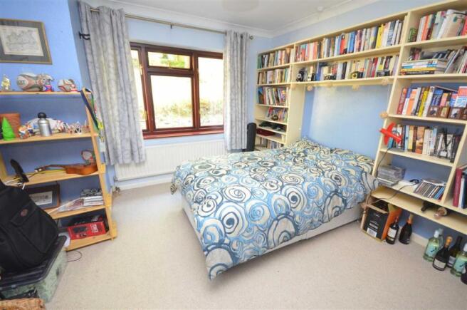Photo 10