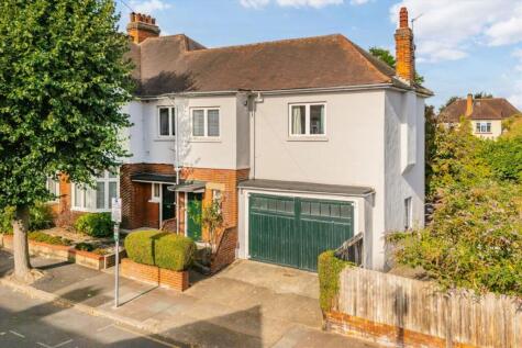 Guilford Avenue, Surbiton