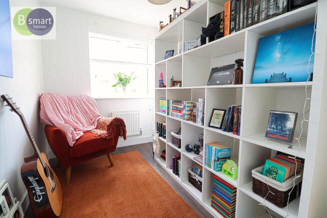 3 bed Semi-Detached for sale Image 12
