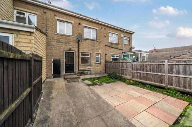 3 bed Terraced for sale Image 9
