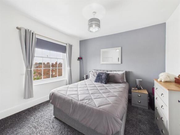 1 bed Flat for sale Image 6