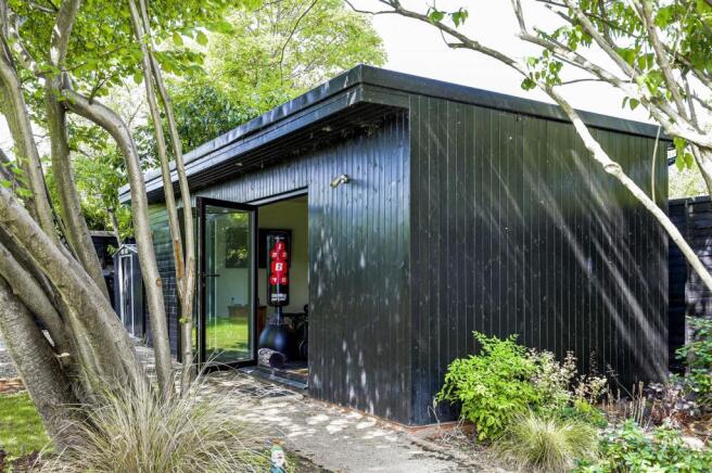 Studio/Office/Gym