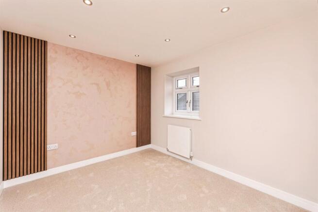 3 bed Detached for sale Image 8