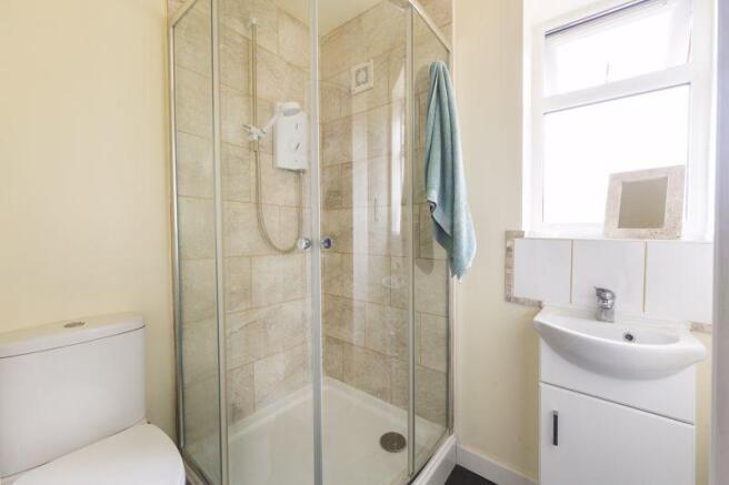 E-Suite Shower...