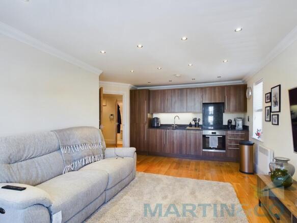 CAM01059G0-PR0099...