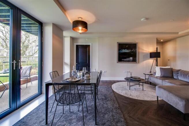 2 bed Ground Flat for sale Image 8